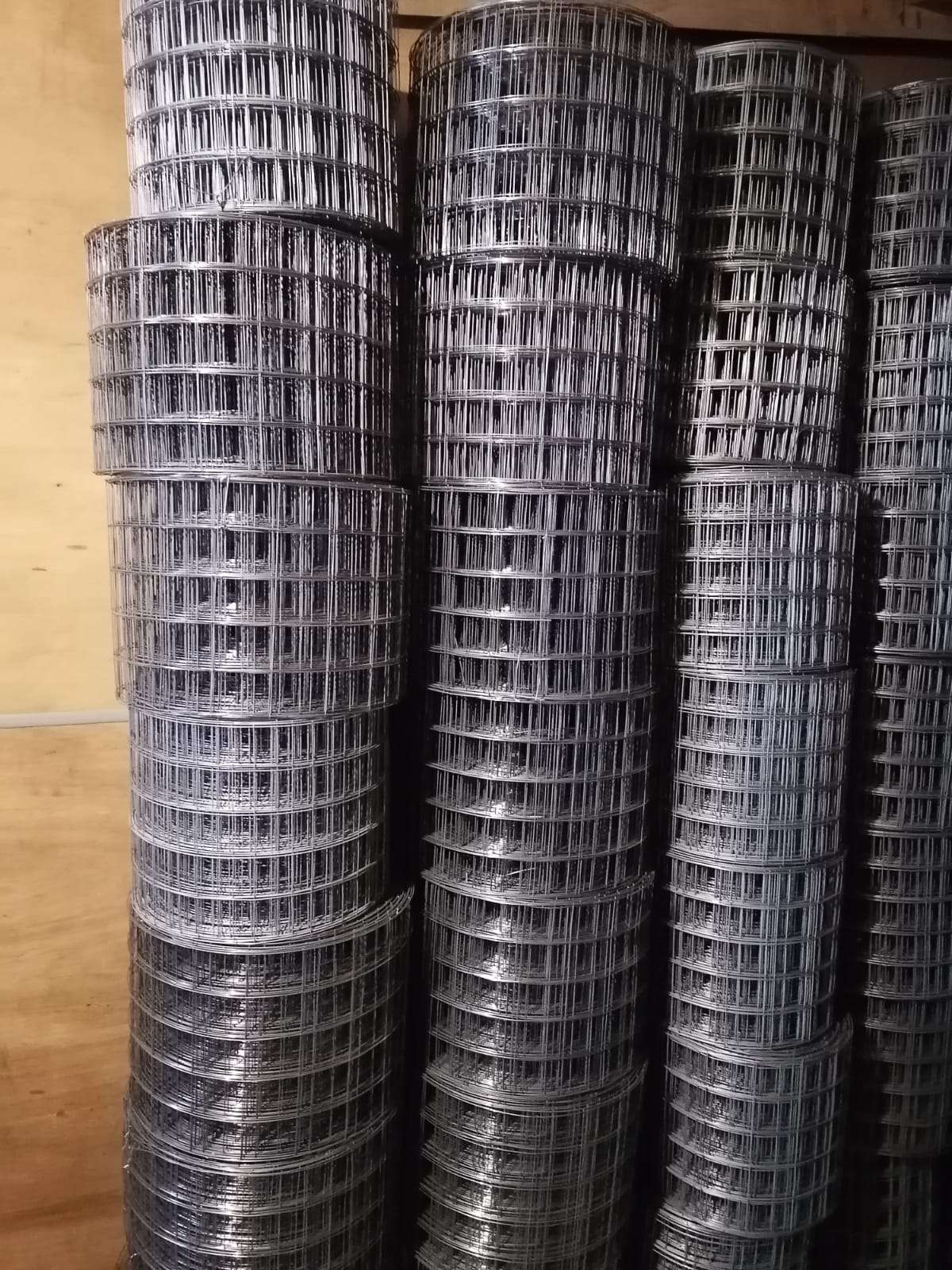 Сетка сварная (0,3х50м) 50х60х1,4 рулон