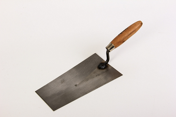 Кельма отделочника стальная дерев. ручка (862765)